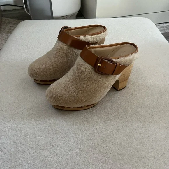 Veronica Beard Beige Shearling Clog Mules with Brown Leather Strap - Picture 1 of 4